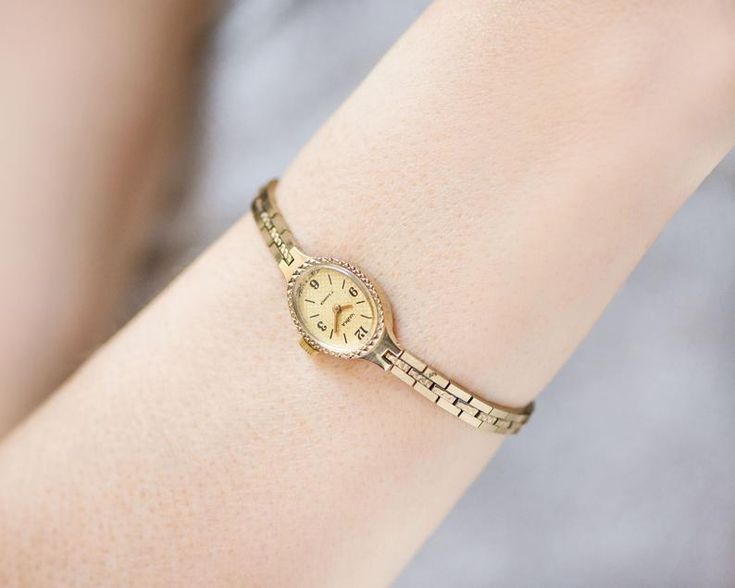 Gold vintage wrist watch for ladies