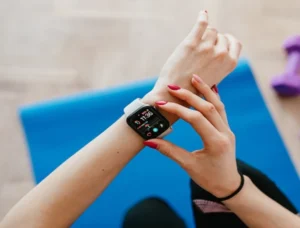 Smart Wrist Watch for Ladies