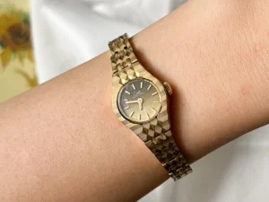 Gold wrist watch for women