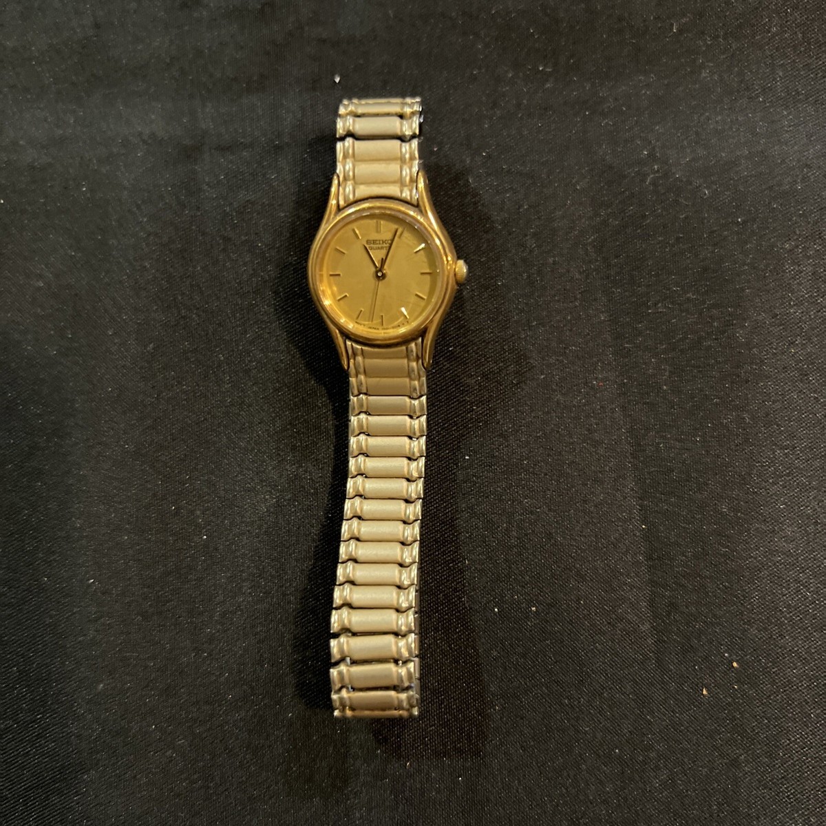Gold Vintage Wrist Watch for Ladies